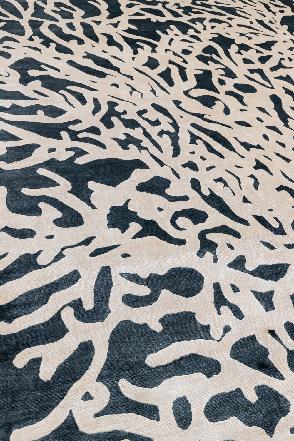 Tapis de luxe design et haut de gamme sur mesure • Gorgone